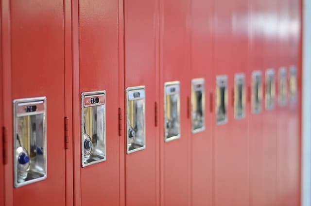 lockers 2774646 640